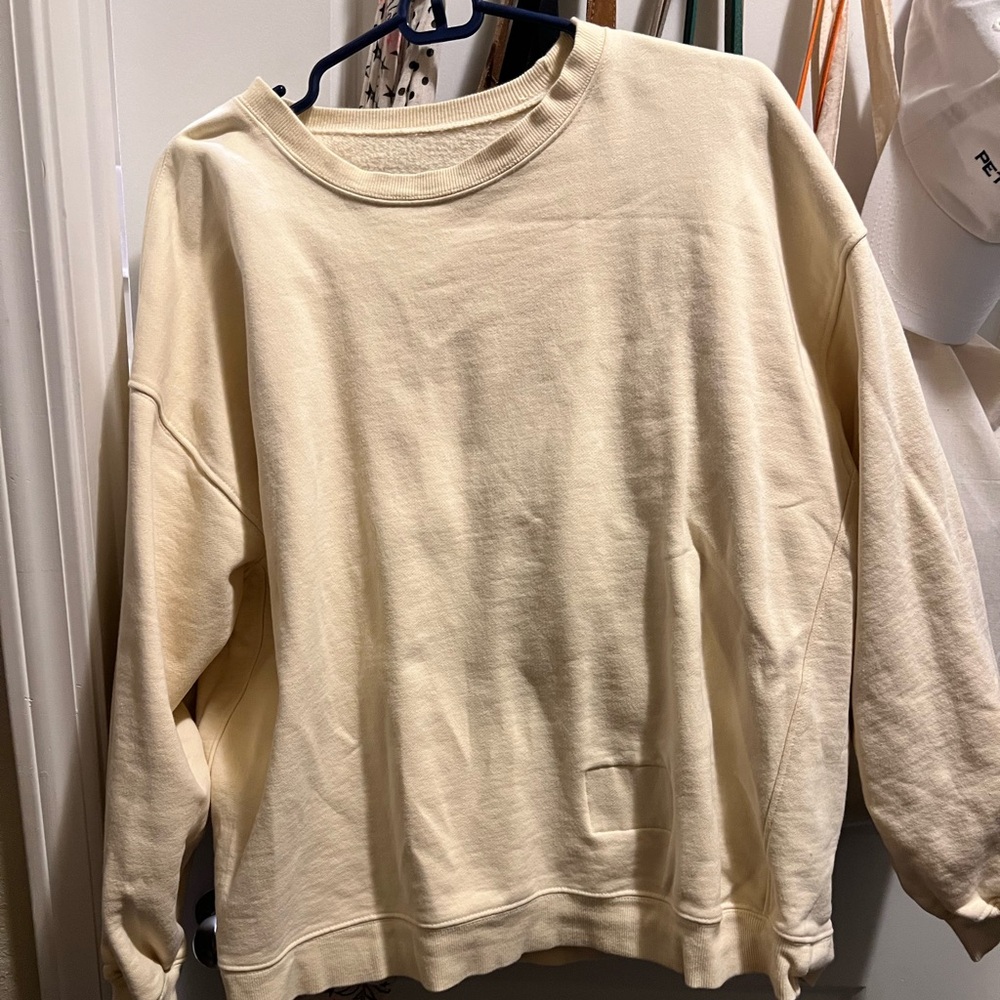 Daily Drills sand fleece crew